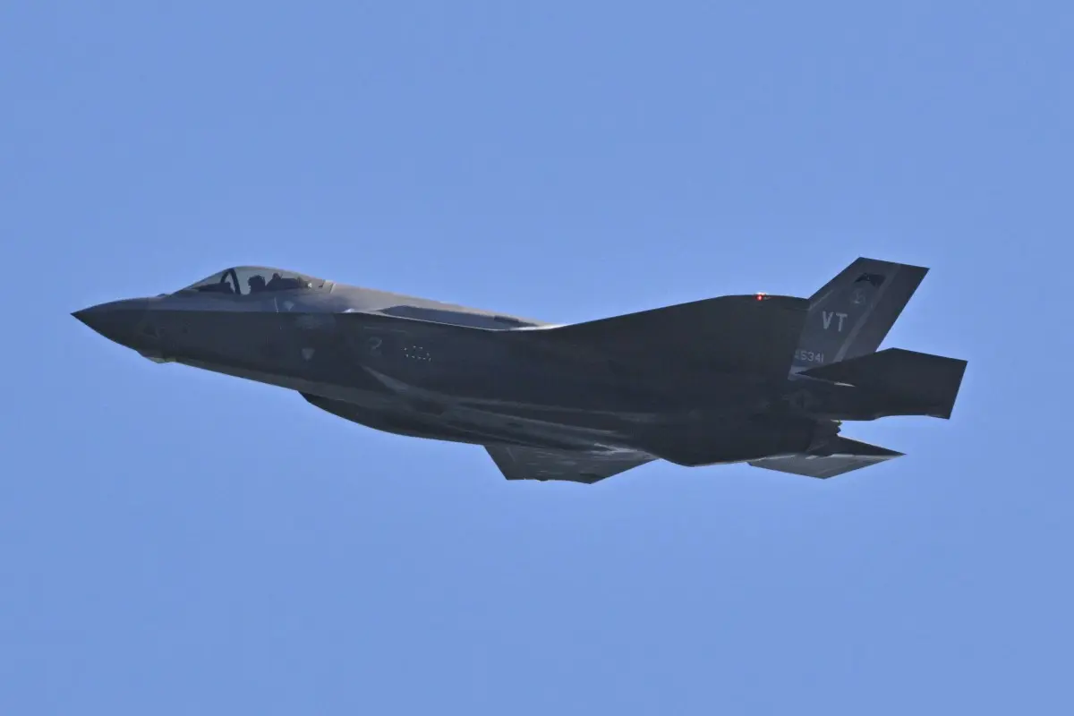 ‘Elite’ ex-fighter pilot arrested for ‘betraying’ US, training Chinese military