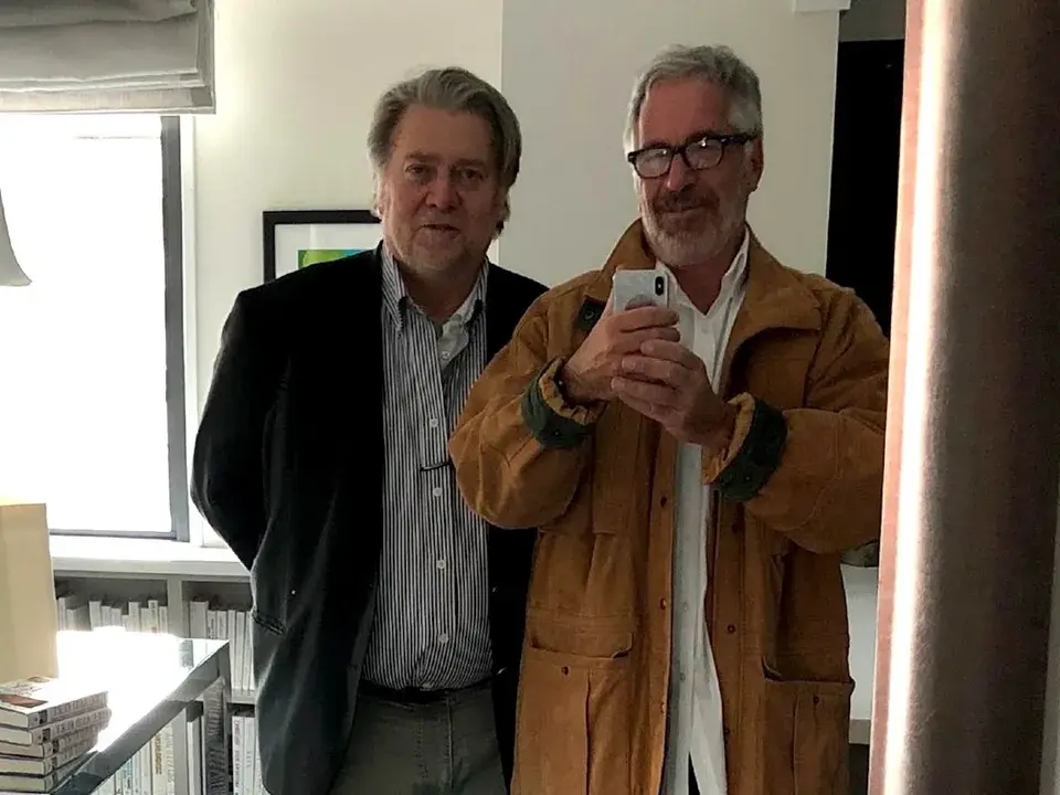 Epstein Files reveal Bannon texts on removing Trump in 2018 Epstein Files reveal Bannon texts on removing Trump in 2018