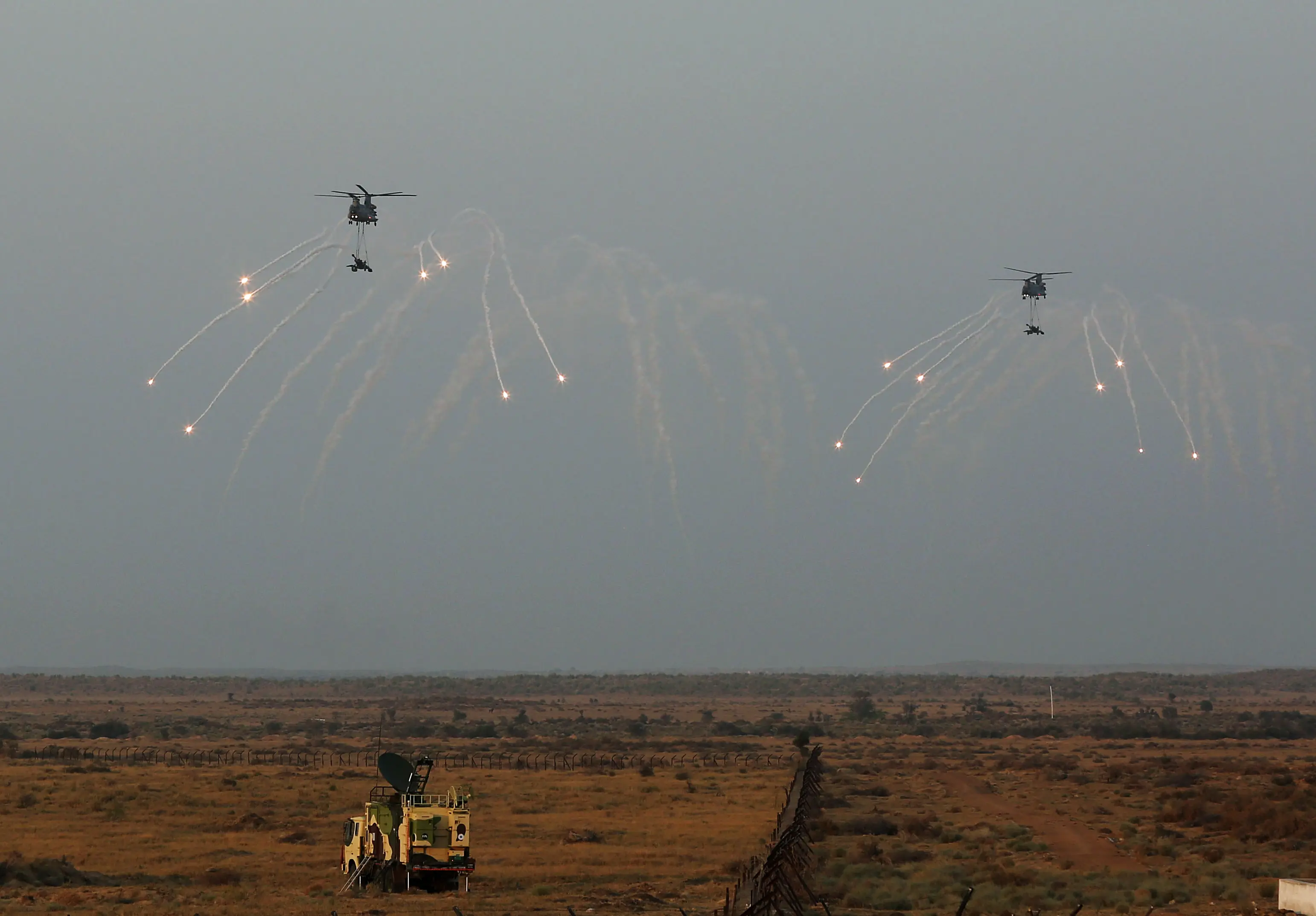 IAF showcases strength at Vayushakti-26