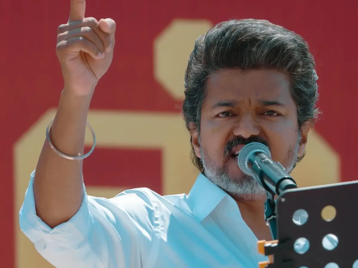 Vijay summoned by CBI for questioning over Kakur stampede case Vijay summoned by CBI for questioning over Kakur stampede case