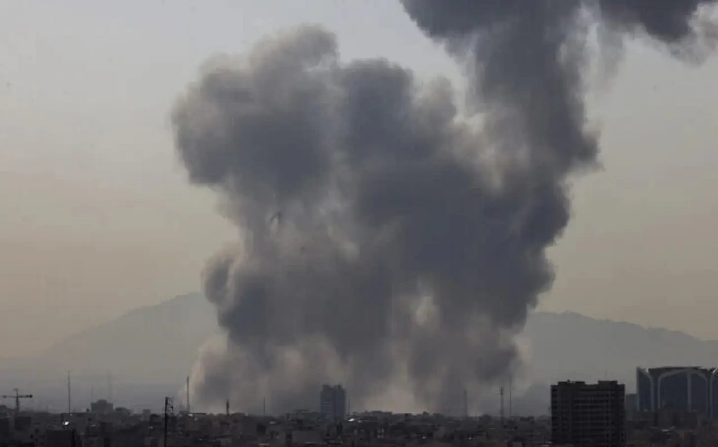 Houthis to resume attacks on shipping routes and Israel ‘tonight’, say officials of rebel group