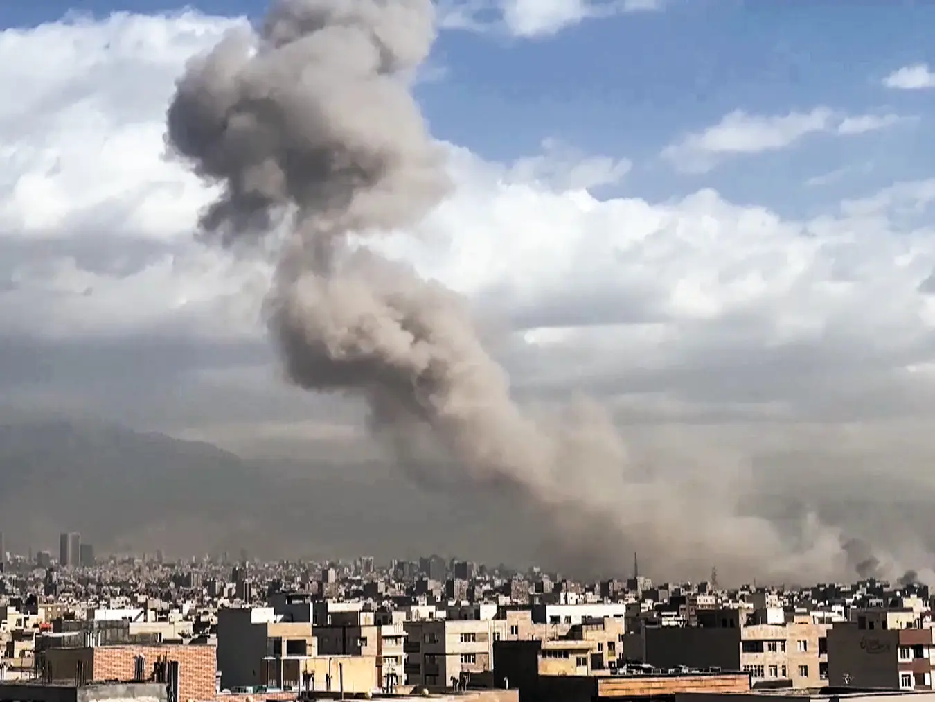 ‘Avoid escalation’: India’s first reaction to US–Israeli strikes on Iran ‘Avoid escalation’: India’s first reaction to US–Israeli strikes on Iran