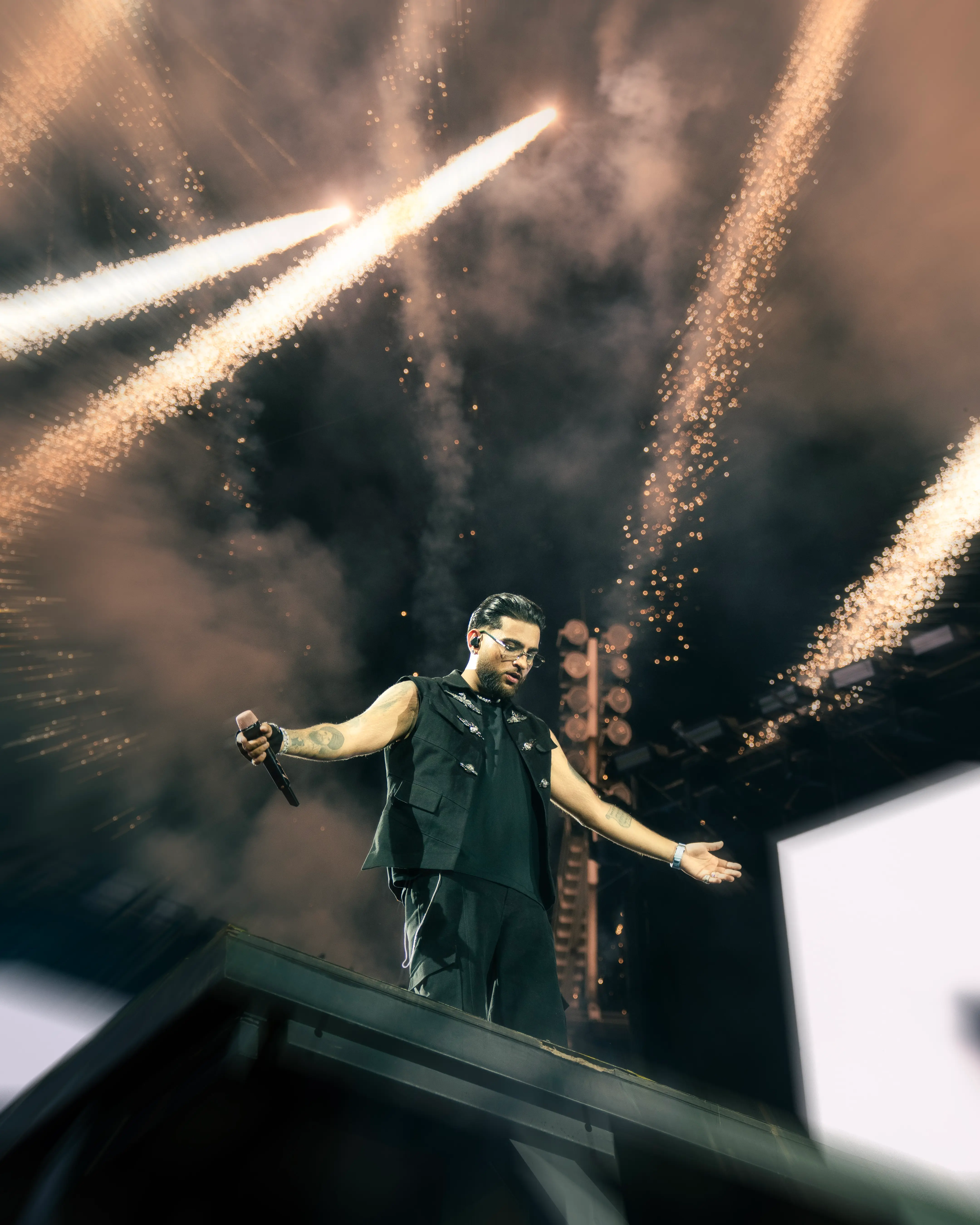 Karan Aujla makes history with P-POP CULTURE India tour opener, 75,000 fans pack JLN stadium