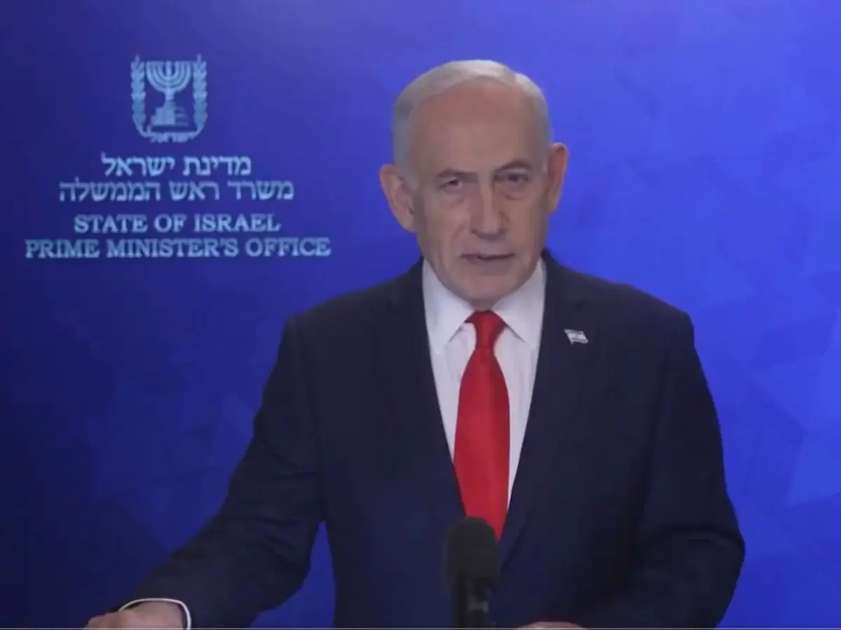 Netanyahu warns of more strikes, calls on Iranians to ‘overthrow regime’ Netanyahu warns of more strikes, calls on Iranians to ‘overthrow regime’