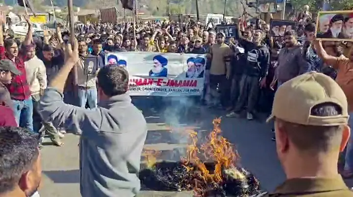 J&K's Budgam also erupted in protest