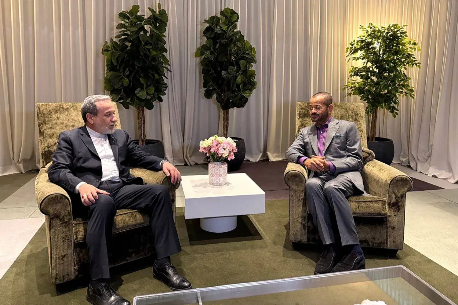 US-Iran nuclear talks mediator urges immediate ceasefire in crisis call with Abbas Araghchi