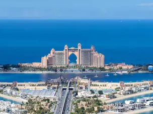 ‘No air defence system’: Dubai’s famous 5-star hotel gets hilarious ‘1-star’ rating after Iran attacks Palm Islands in UAE