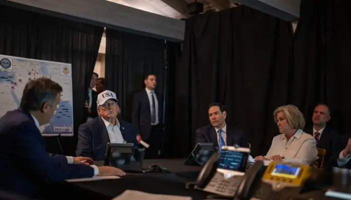White House errs big time with images from Trump's Mar-a-Lago situation room during Operation Epic Fury