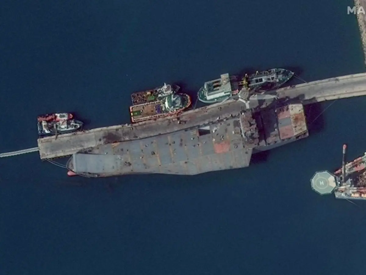 US says it has sunk 11 Iranian naval ships