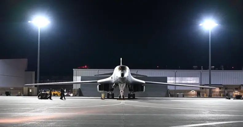 What Is the B-1B Lancer?