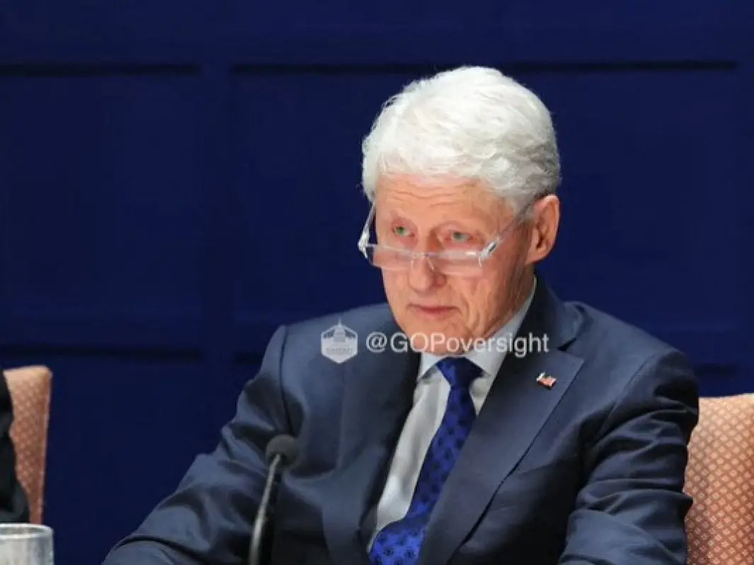 Bill Clinton says 'I don’t know' on Epstein's suicide in oversight deposition Bill Clinton says 'I don’t know' on Epstein's suicide in oversight deposition