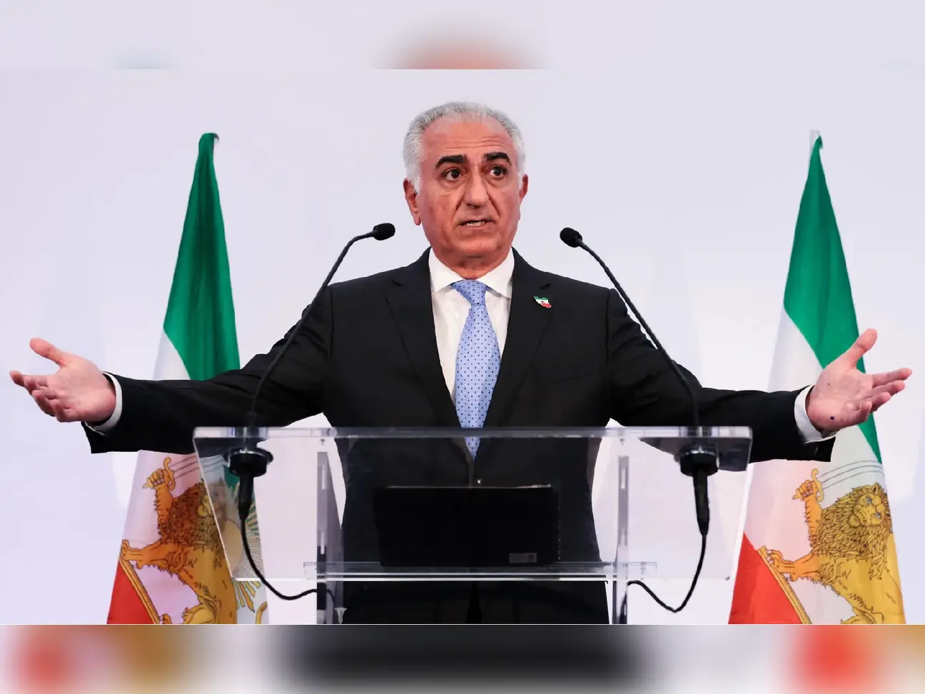 ‘Hand over power immediately, without violence’: Reza Pahlavi tells Iranian officials