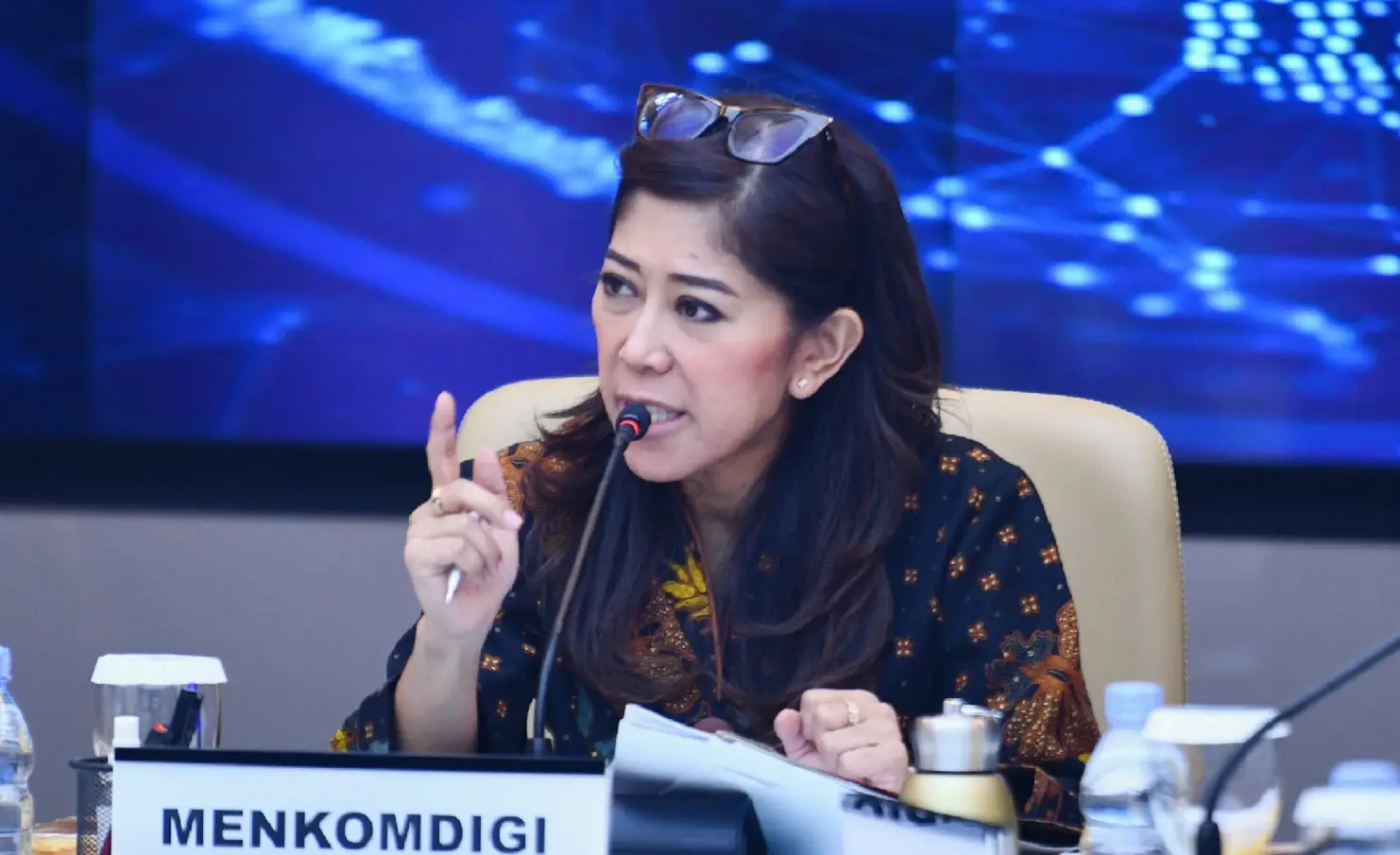 Indonesia to ban social media for children under 16; citizens say prohibit porn, online gambling sites too