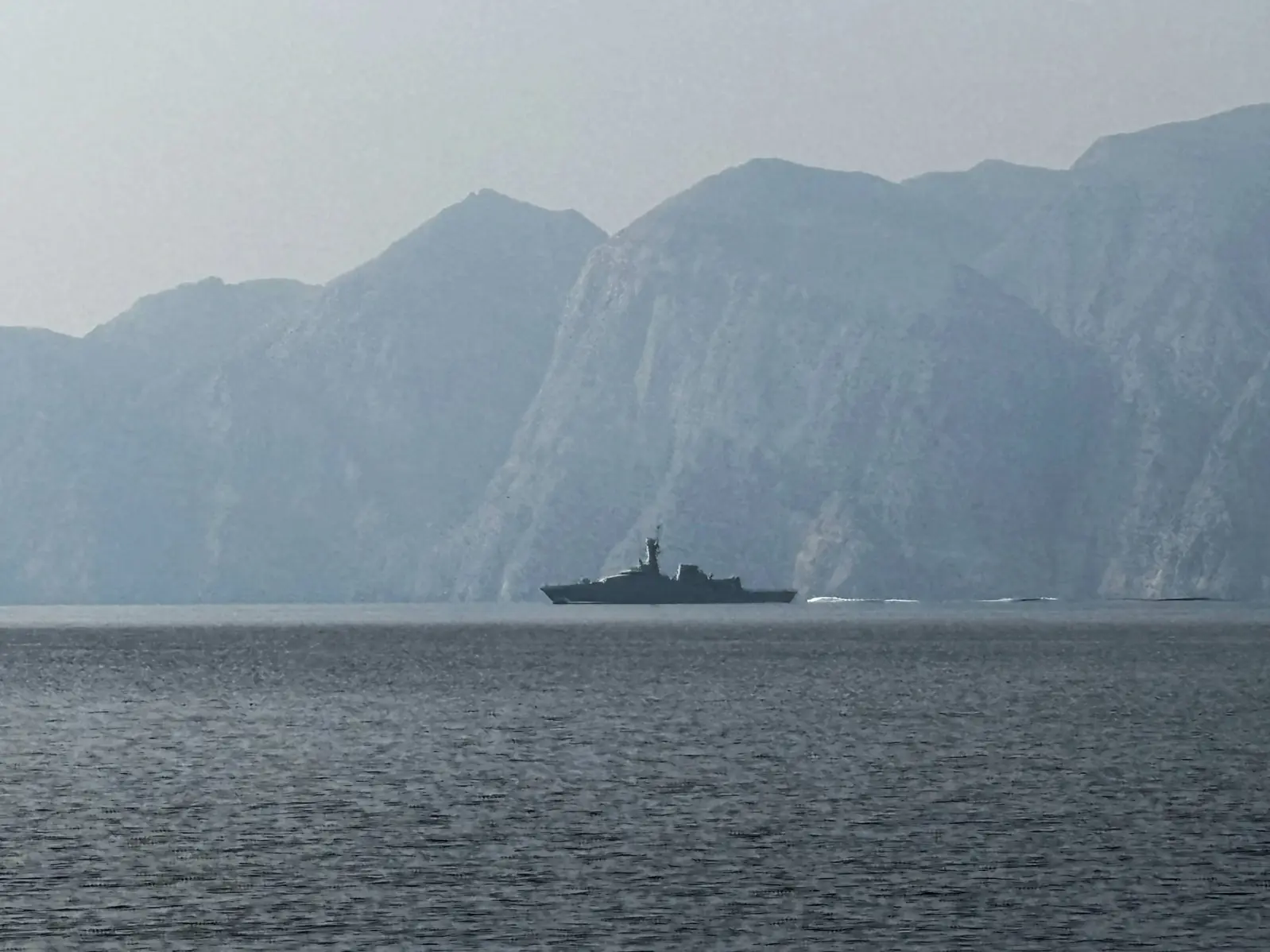 UAE tugboat sinks in Strait of Hormuz; 3 Indonesian crew members missing