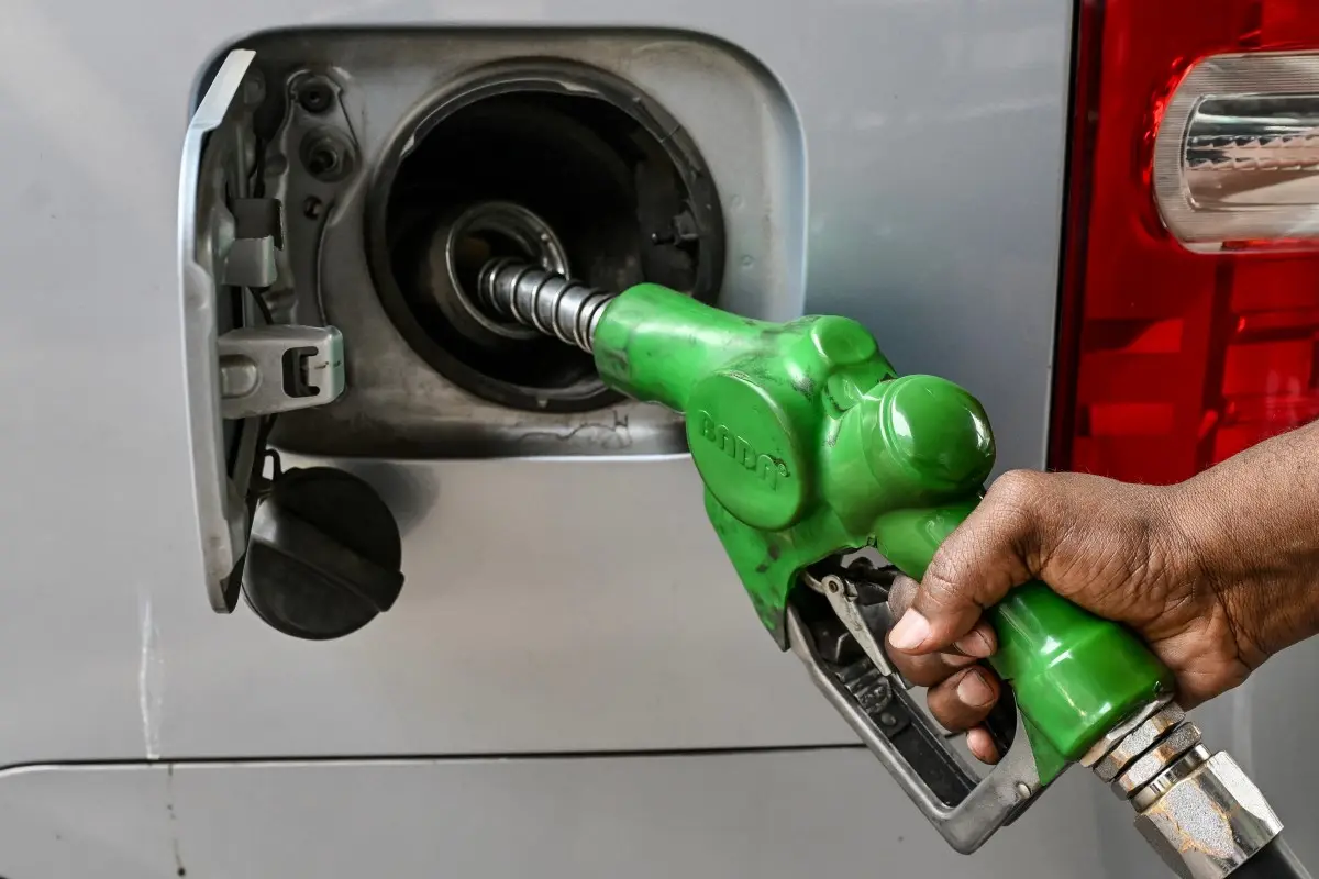 India sends 5,000 tonnes of diesel to Bangladesh amid energy crisis and global oil market volatility