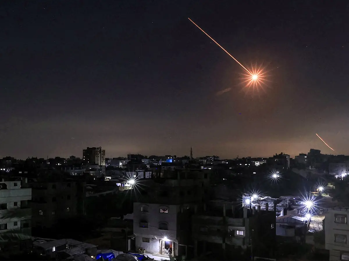 Iran vows to launch missiles with one tonne warhead as war continues in ...