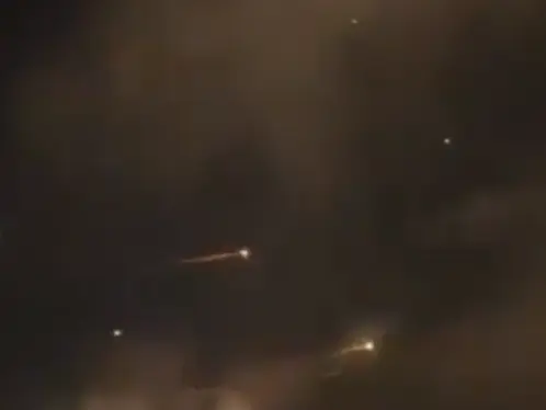 WATCH | Hezbollah fires 100 rockets toward northern Israel as Tel Aviv carries out strike in Lebanon WATCH | Hezbollah fires 100 rockets toward northern Israel as Tel Aviv carries out strike in Lebanon