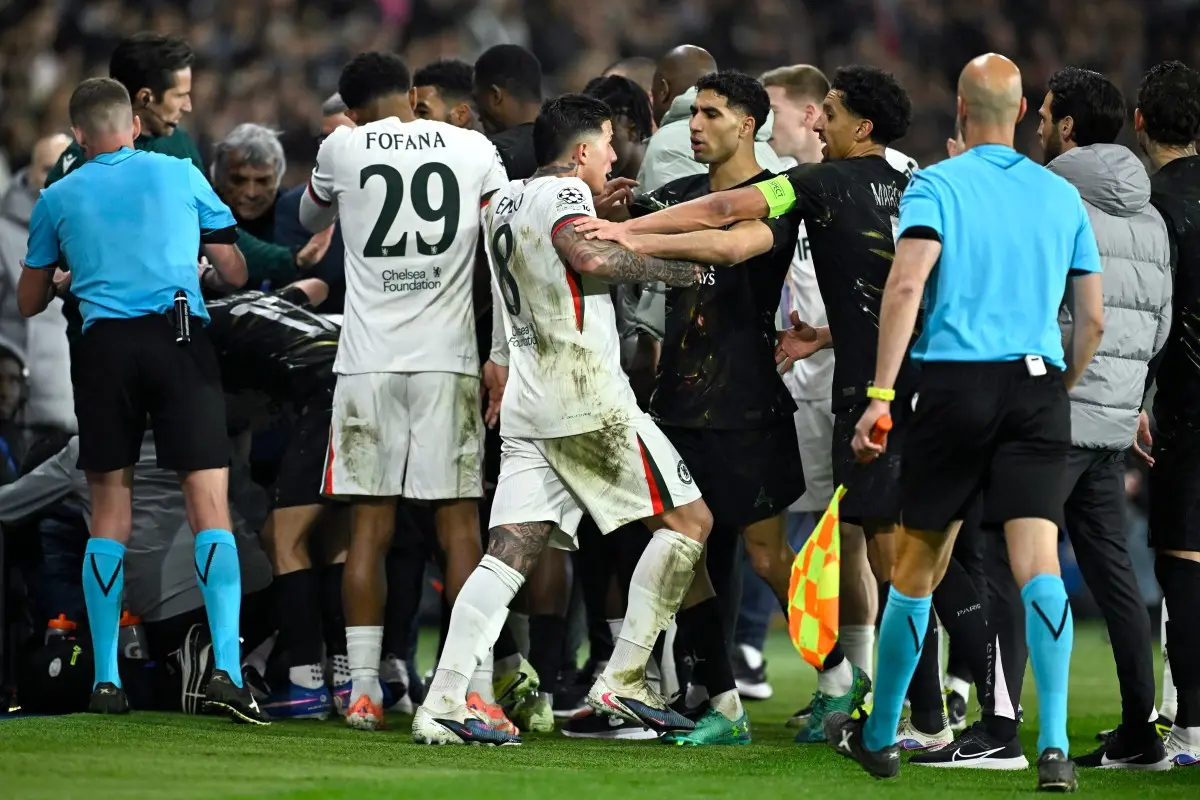 Champions League | WATCH - Chelsea's Pedro Neto shoves ball boy during humiliating loss vs PSG