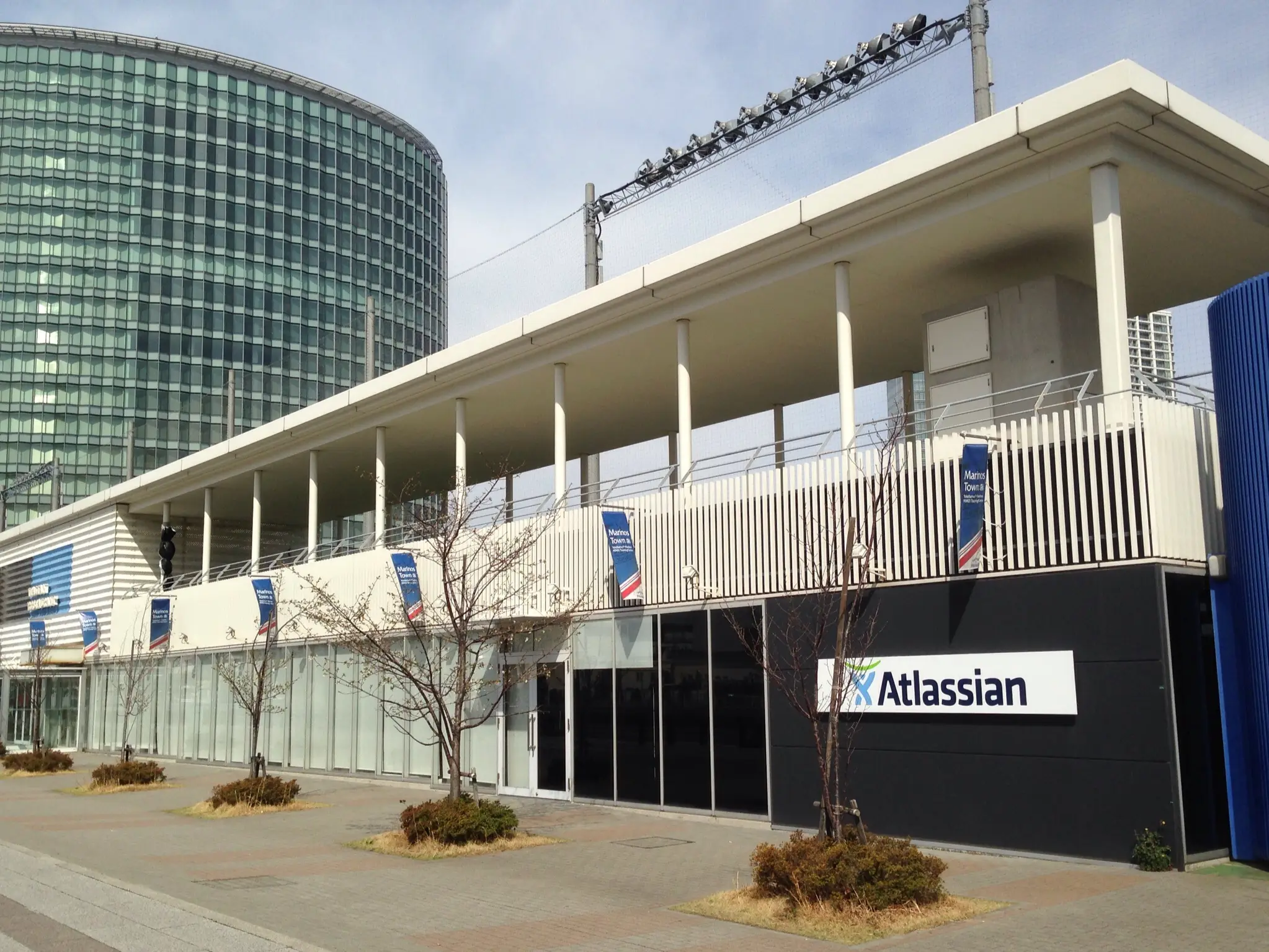 Atlassian to lay off 1,600 employees amid push for AI transformation Atlassian to lay off 1,600 employees amid push for AI transformation