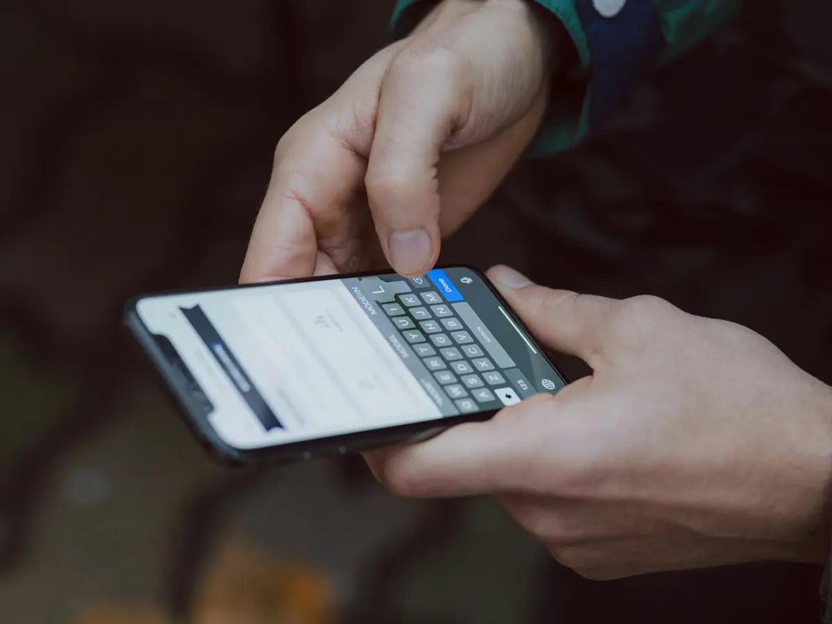 Customers of three UK banks see transactions of other users on app: More ...