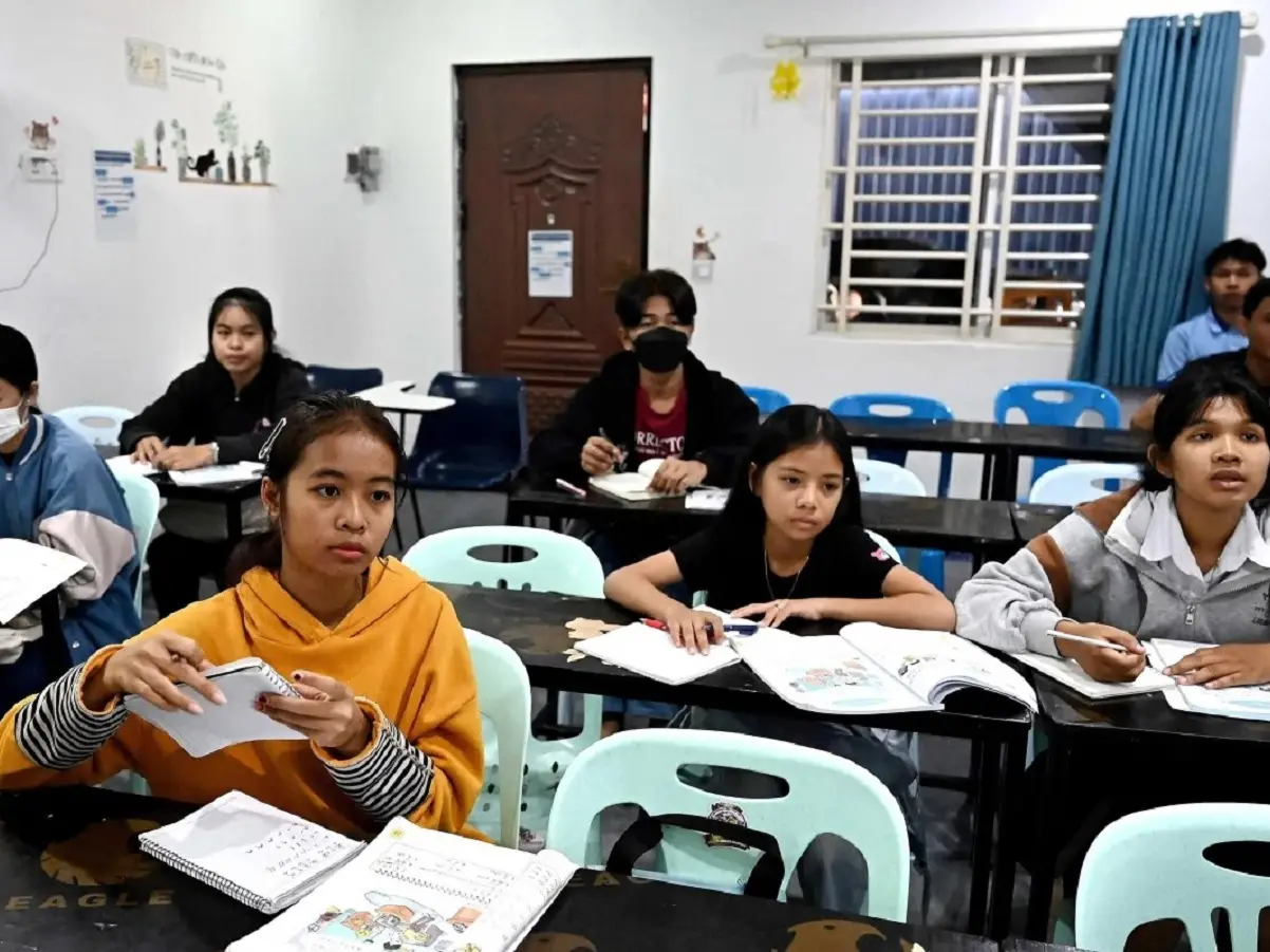 China passes controversial law for ethnic unity, makes it must for minorities to learn Mandarin China passes controversial law for ethnic unity, makes it must for minorities to learn Mandarin