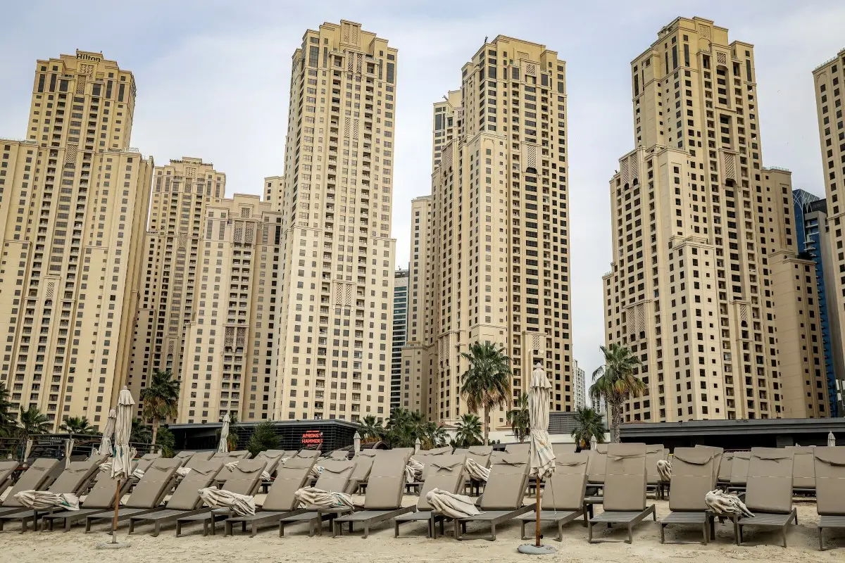 Netizens creeped out to see similar posts from Dubai influencers amid Iran war: 'Are you scared?