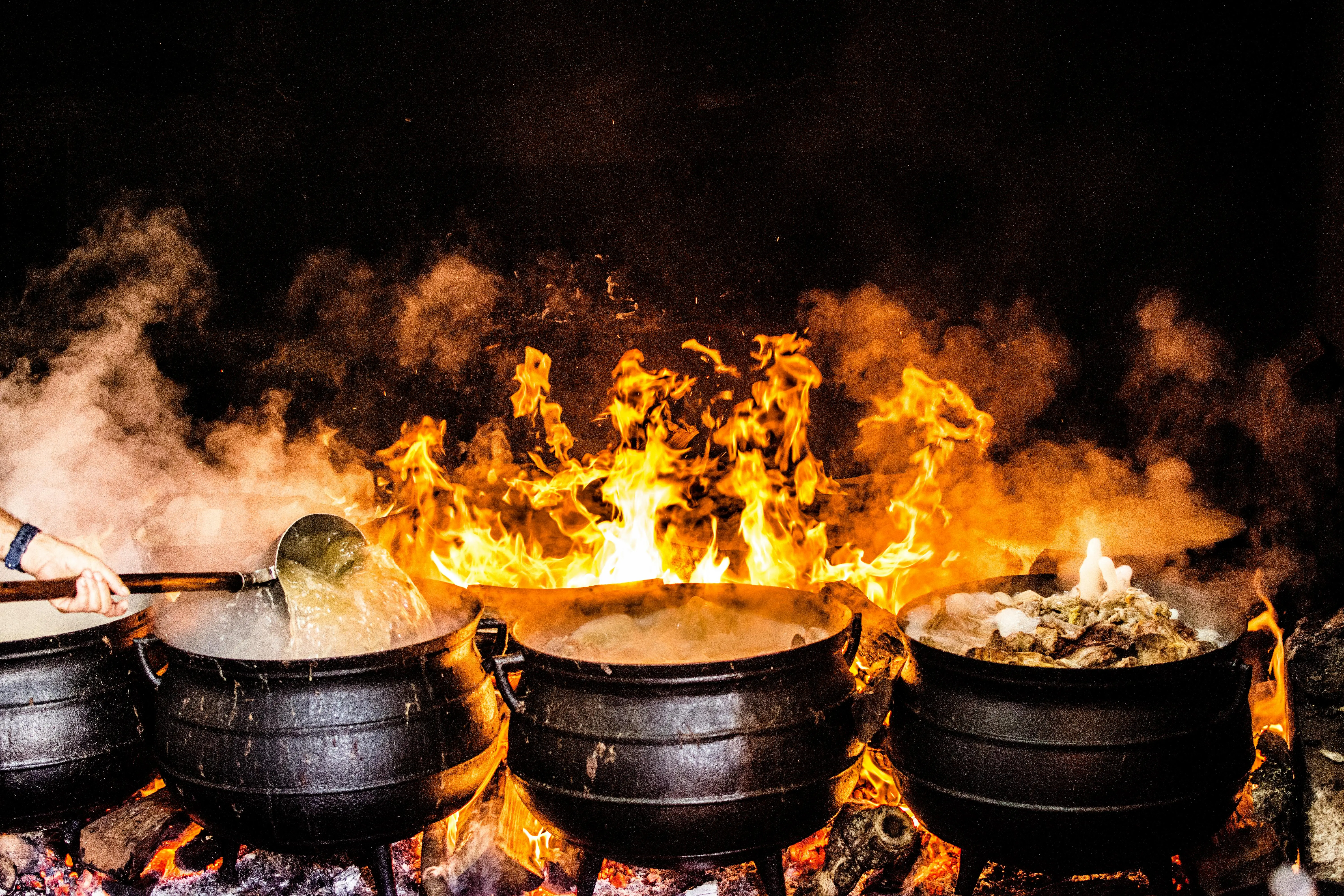 50% of menu slashed: 89-year-old Ambala restaurant retreats to 'bhattis' amid LPG cylinder shortage