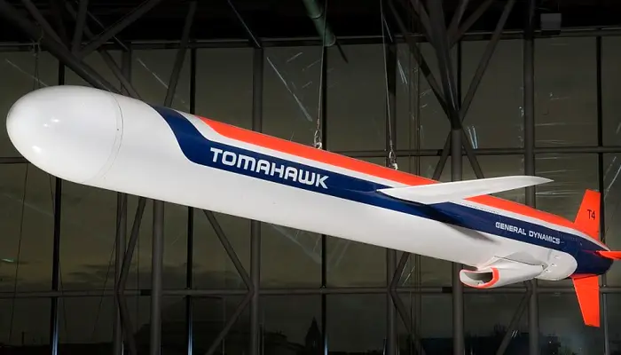 Why is the US military relying most on Tomahawk missiles in the war against Iran?