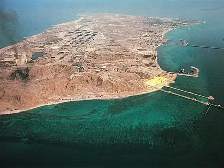 Massive oil spill off Iran’s Kharg Island? Satellite images show huge slick near key oil export hub Massive oil spill off Iran’s Kharg Island? Satellite images show huge slick near key oil export hub