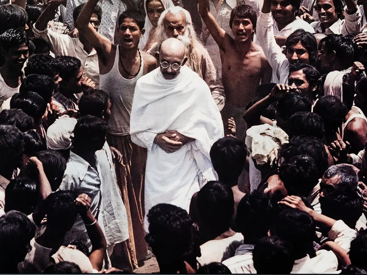 Gandhi (1982)