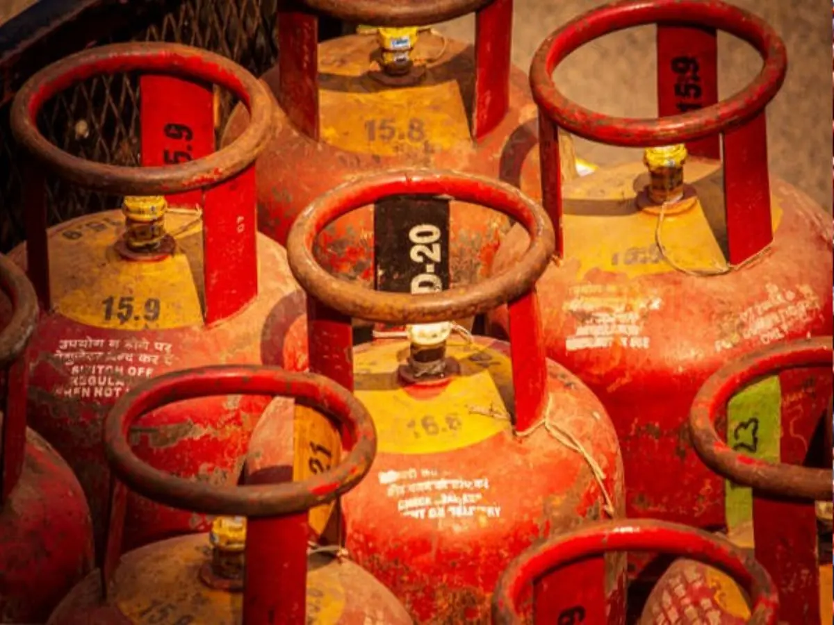 LPG gas cylinder e-KYC: Aadhaar biometric verification now mandatory. Here’s how to verify online