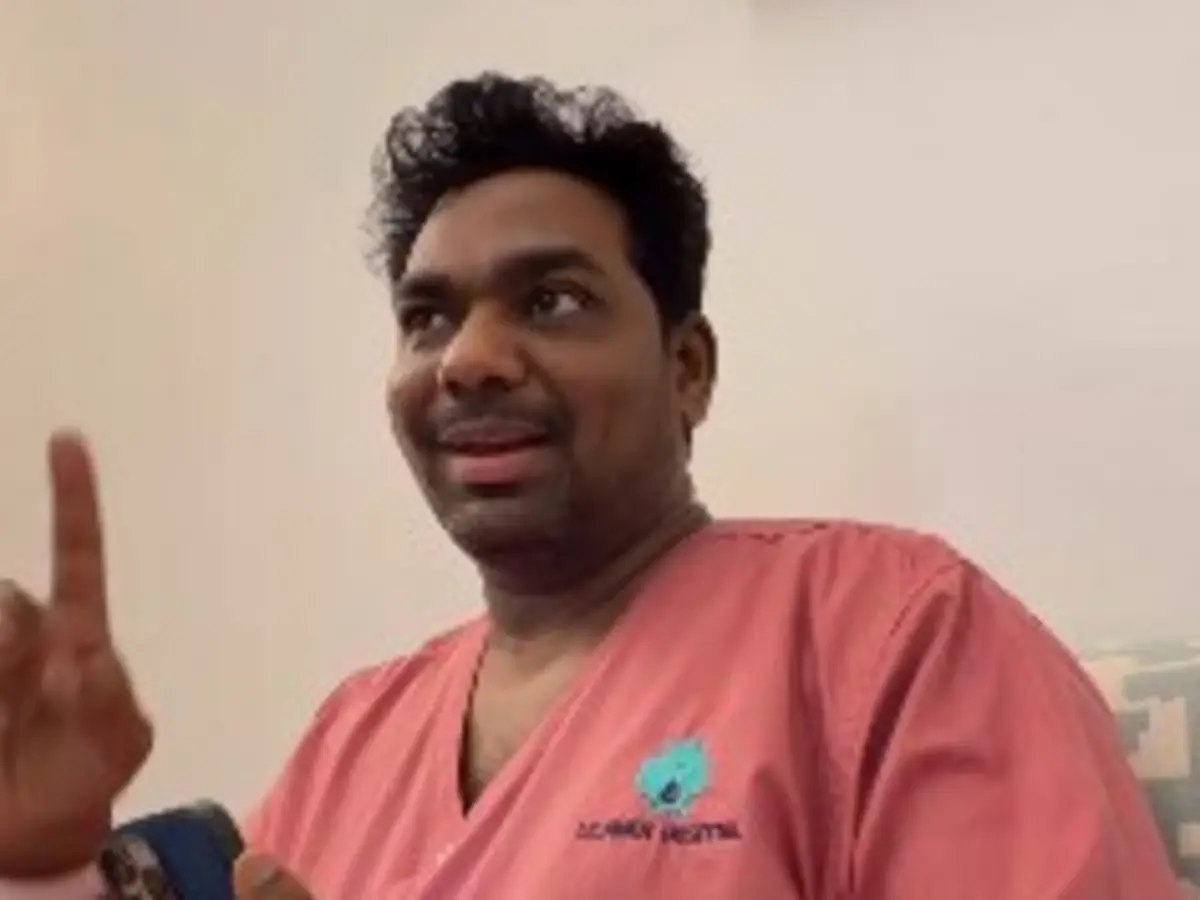 Zakir Khan's hospitalisation sparks concerns among fans: 'What happened to him?' Zakir Khan's hospitalisation sparks concerns among fans: 'What happened to him?'