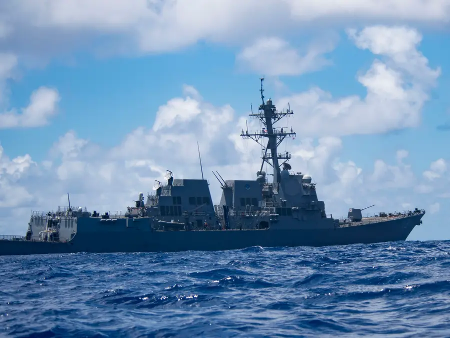 'Tomahawk escorts': How USS Spruance and USS Michael Murphy clear the way for USS Abraham Lincoln
