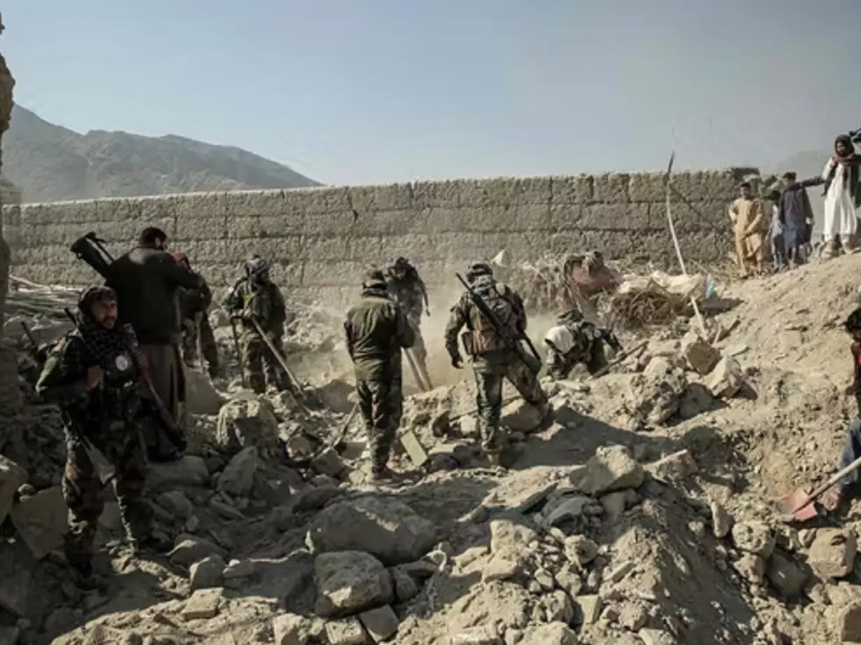 Afghanistan attacks military camp in Waziristan after Pakistan’s airstrikes on Kandahar Afghanistan attacks military camp in Waziristan after Pakistan’s airstrikes on Kandahar