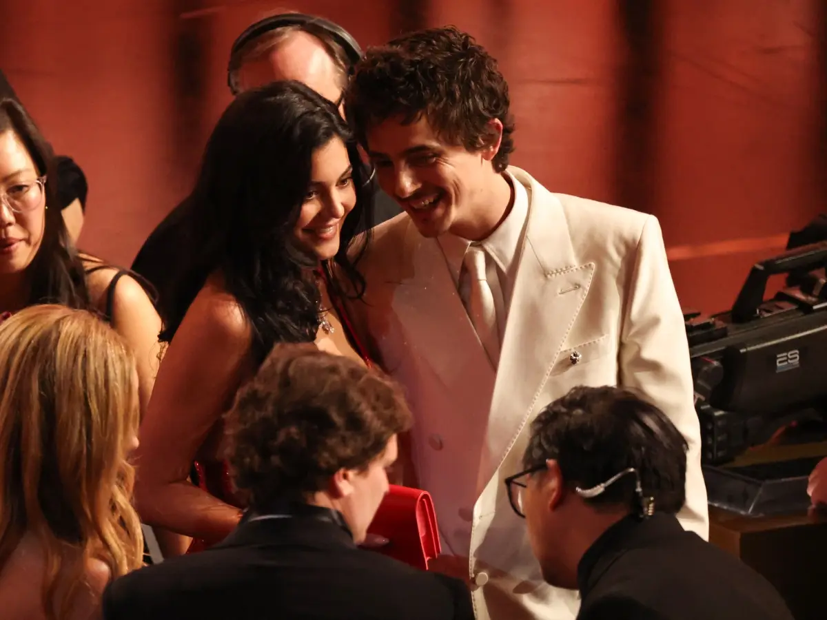 Timothee Chalamet-Kylie Jenner turn Oscars event into a glam date night | See Pics Timothee Chalamet-Kylie Jenner turn Oscars event into a glam date night | See Pics