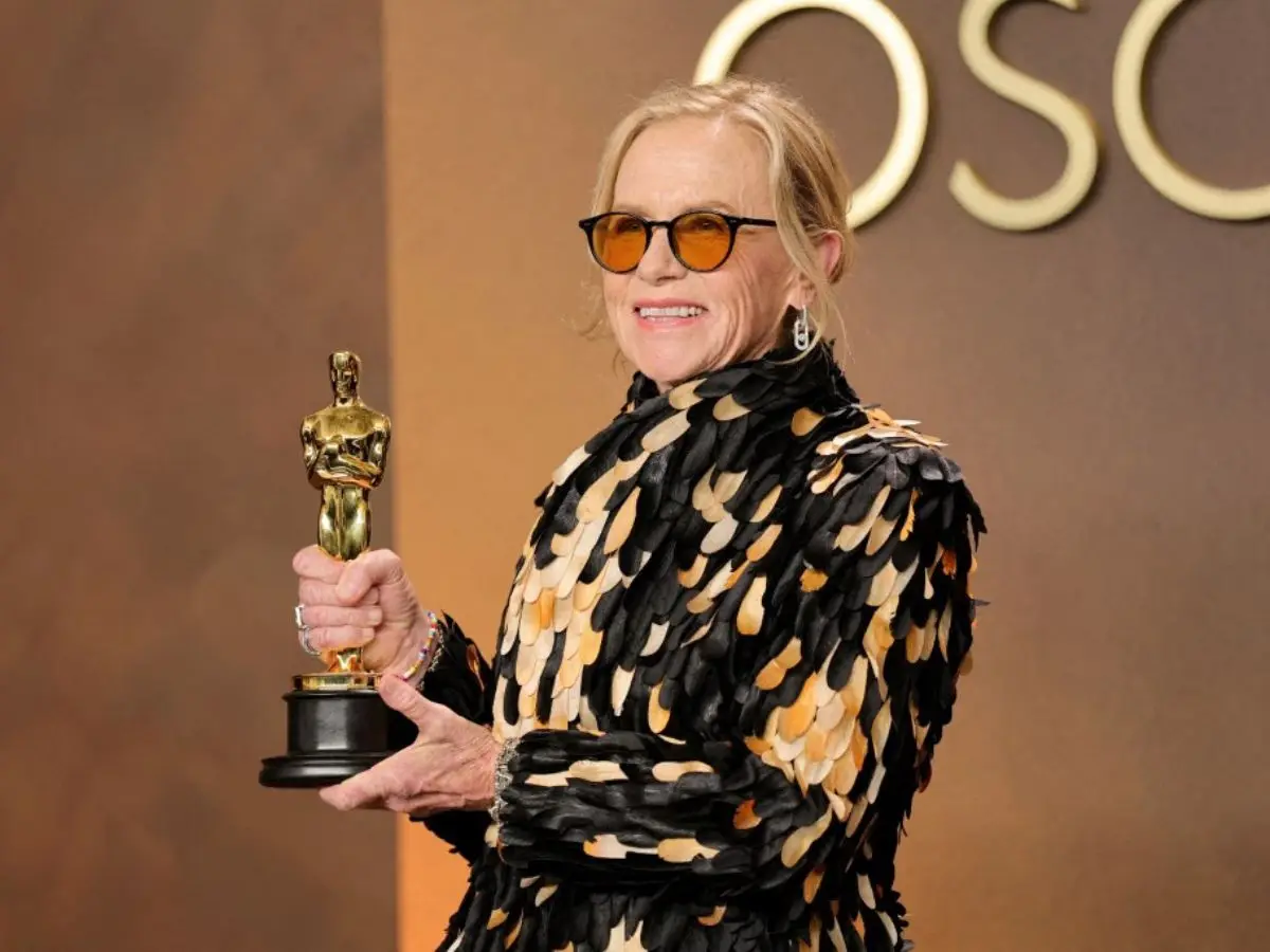 Amy Madigan earns Best Supporting Actress