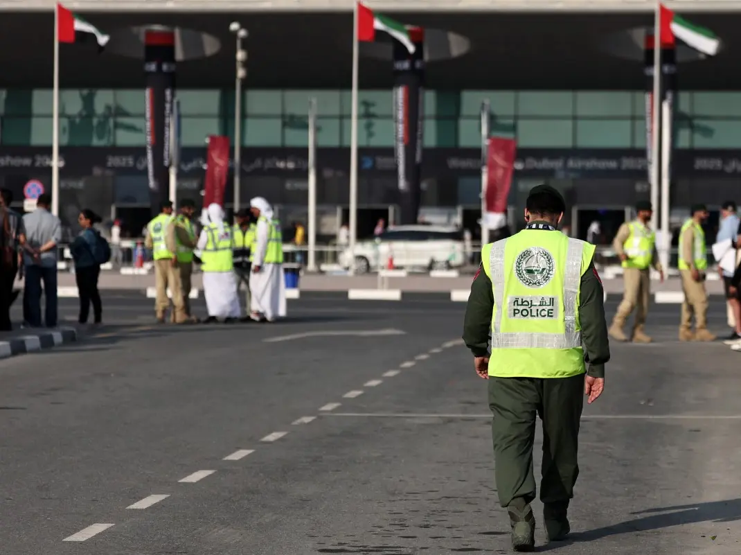 Dubai police warn of SIM swap scam after fraudsters target citizens posing as ‘Crisis Officials’ amid conflict Dubai police warn of SIM swap scam after fraudsters target citizens posing as ‘Crisis Officials’ amid conflict