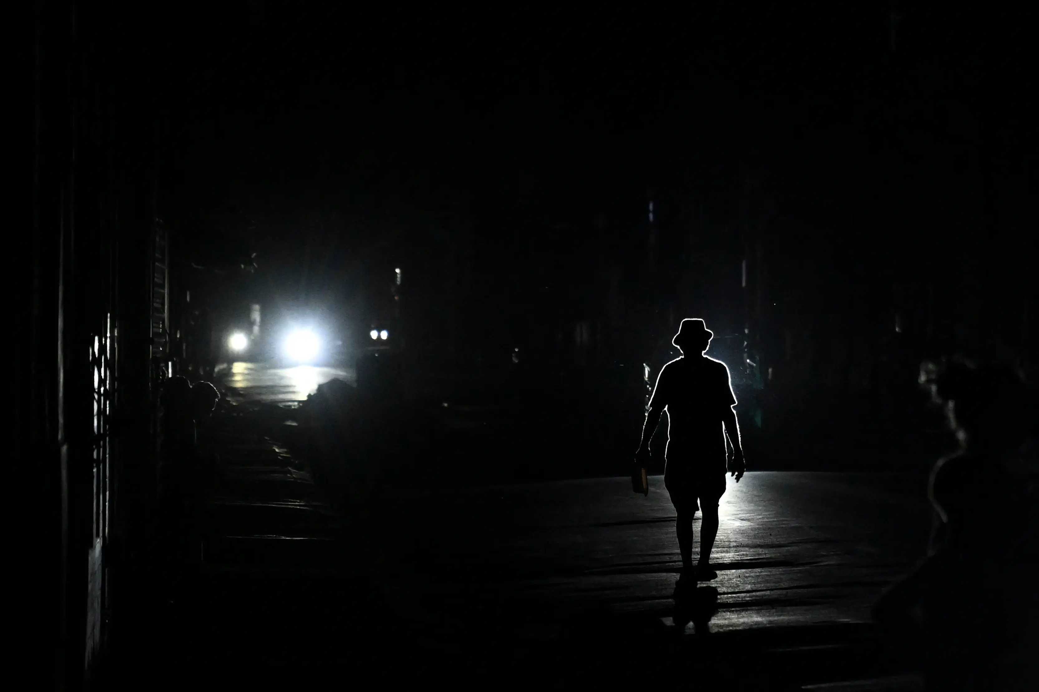 'I can do anything I want with it': Trump brags of Cuba’s collapse as a complete blackout hits 9.6 million people