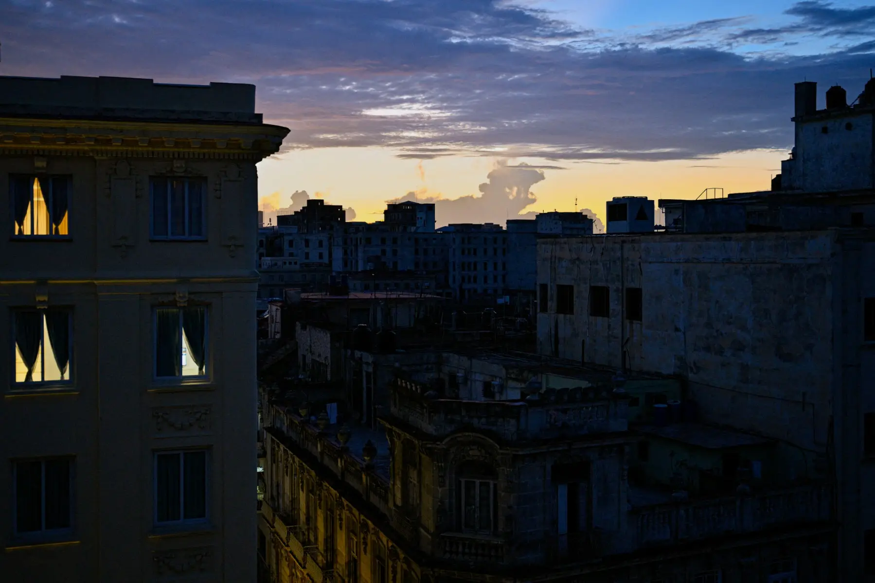 Islandwide blackout in Cuba deepens energy crisis for 11 million residents as power grid collapses again