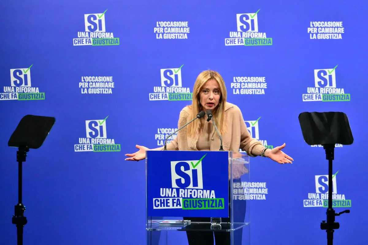 Italy Criticises Strikes, Avoids War Role