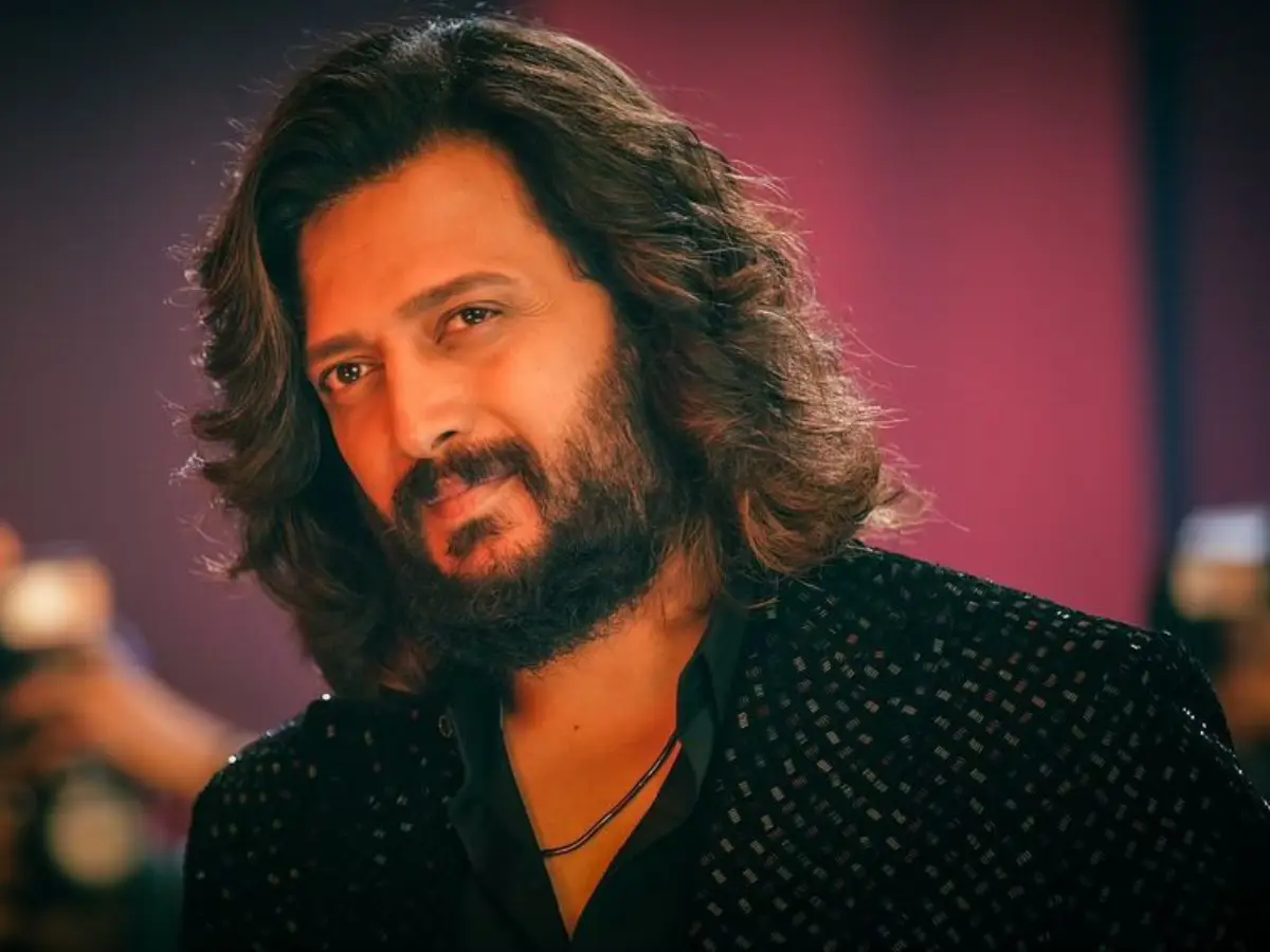 Riteish Deshmukh - Raja Shivaji (Set in 17th century)