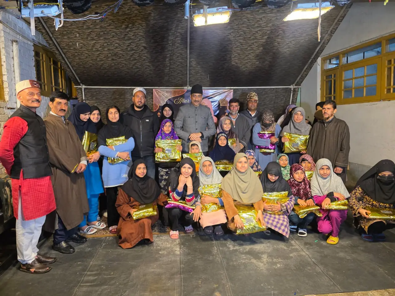 Army Hosts Grand Iftar for Orphaned Children in Pattan, Baramulla