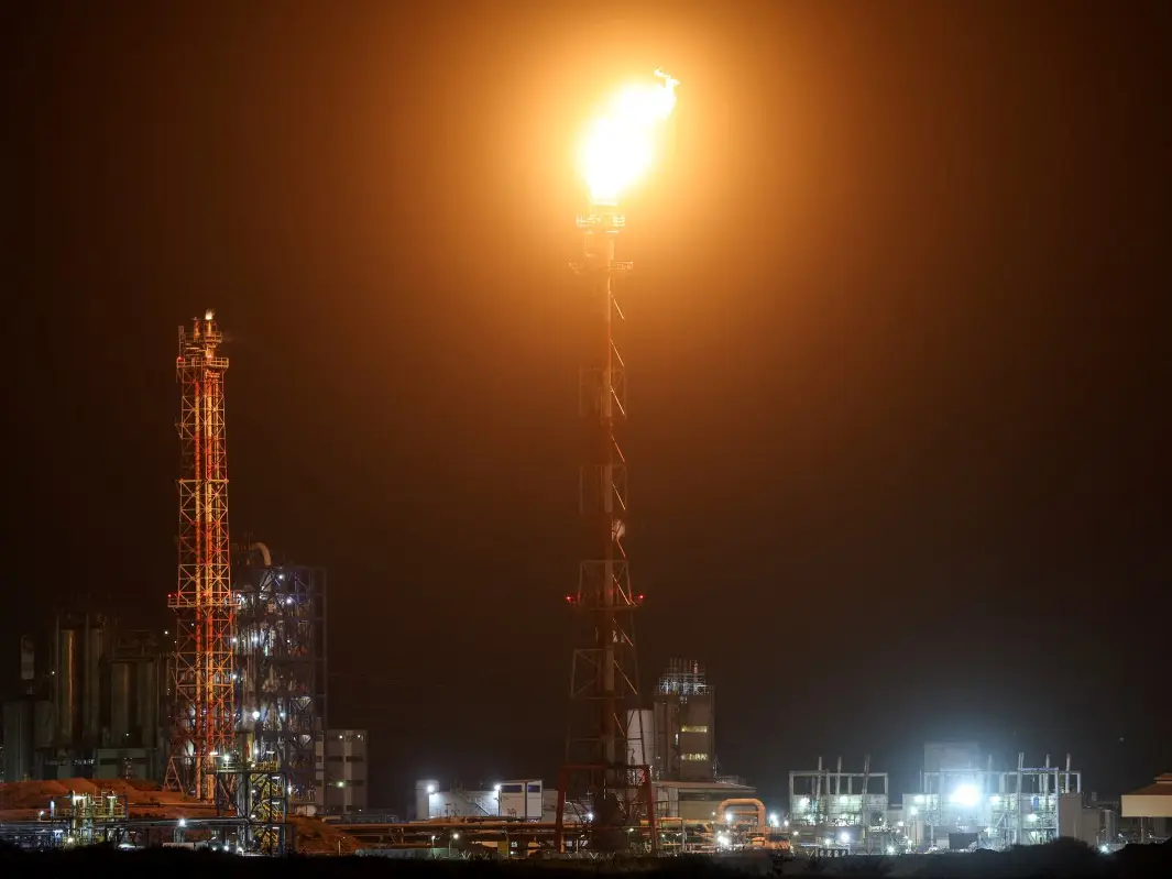 Iran missile strike hits Haifa oil refinery, Israel reports ‘no significant damage’ Iran missile strike hits Haifa oil refinery, Israel reports ‘no significant damage’