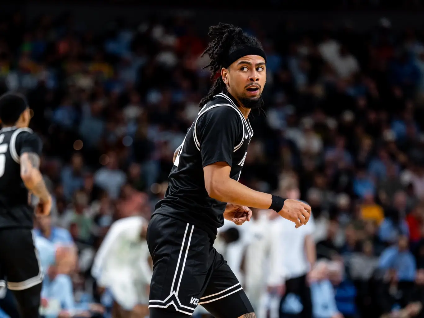 March Madness | WATCH - VCU stuns UNC, thanks to 3P dagger in OT by Terrence Hill Jr. March Madness | WATCH - VCU stuns UNC, thanks to 3P dagger in OT by Terrence Hill Jr.