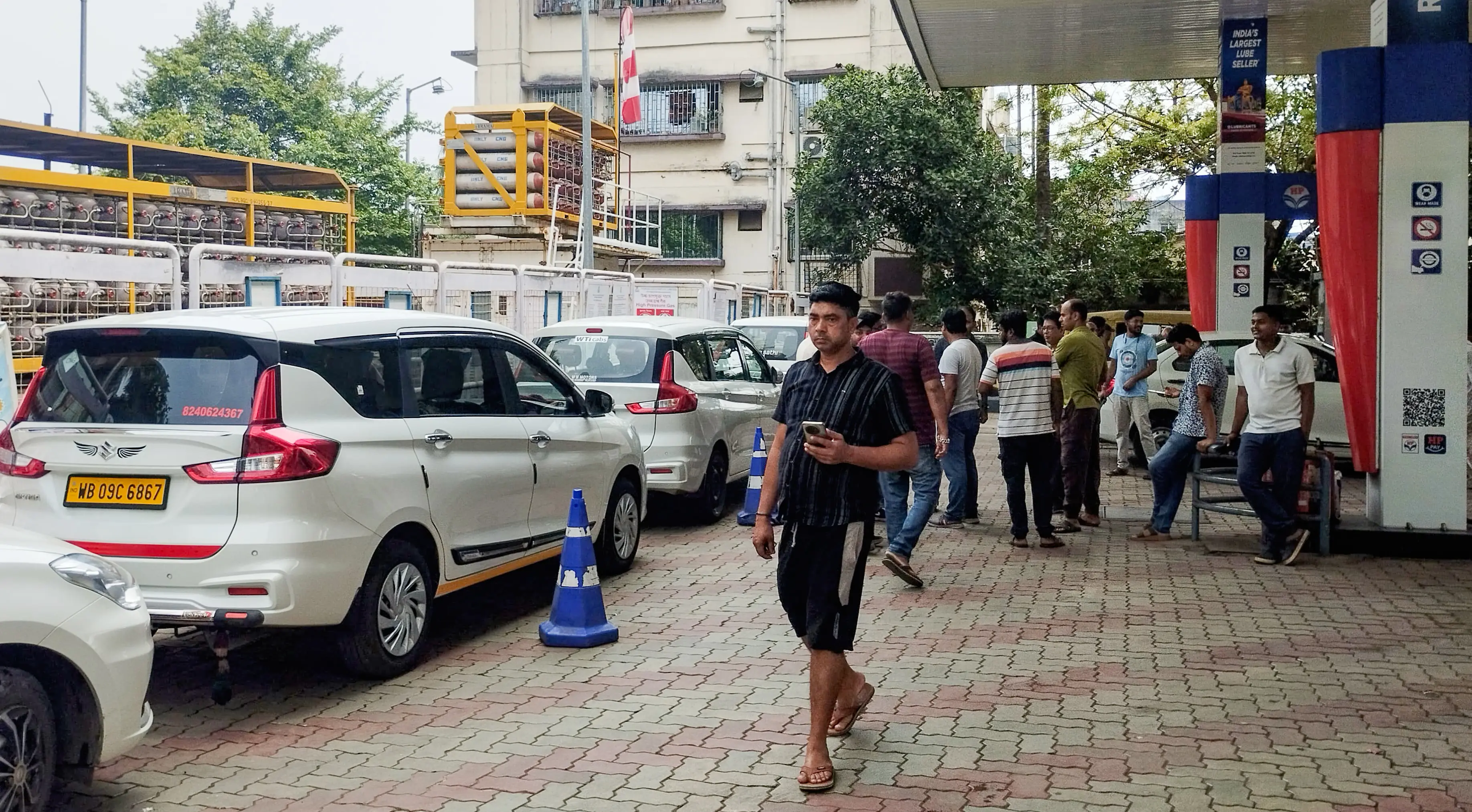 Premium petrol price hike by Rs 2.35 per litre in India amid Iran war – Check fuel rates today