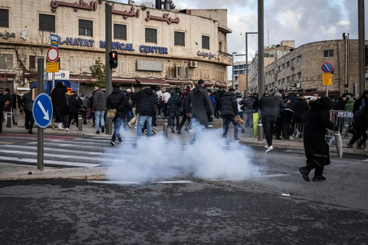 Closure of Jerusalem holy sites