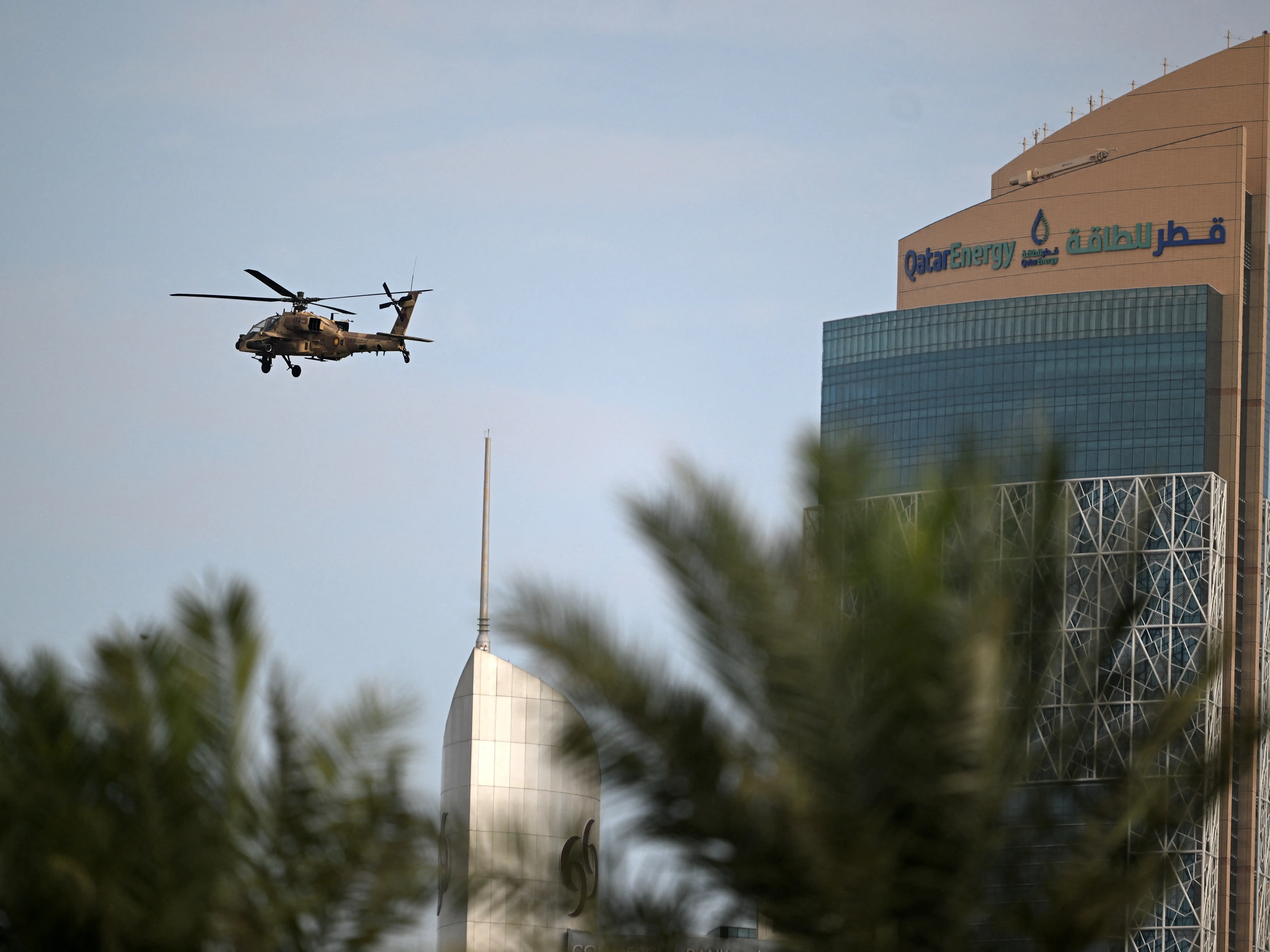 Qatar military helicopter crashes after ‘technical malfunction’; search for crew, passengers underway Qatar military helicopter crashes after ‘technical malfunction’; search for crew, passengers underway