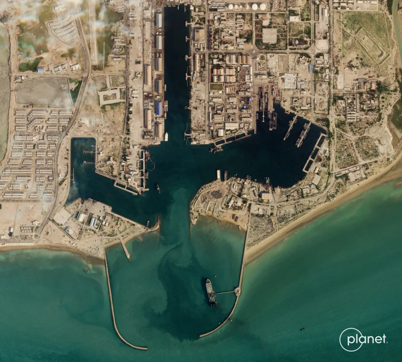Iran slams UAE-led criticism over Strait of Hormuz, urges halt to ‘American, Israeli aggression’