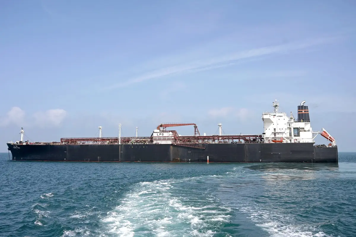 Iranian exports continue despite disruption