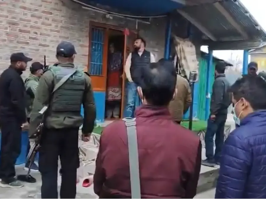 CIK launches raids in Kashmir Valley, targets LeT module linked to Bangladesh and Pakistan